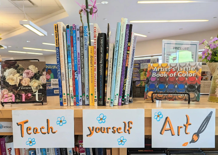 Teach yourself art books display