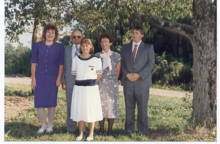 Harold & Phyllis Family c.1989