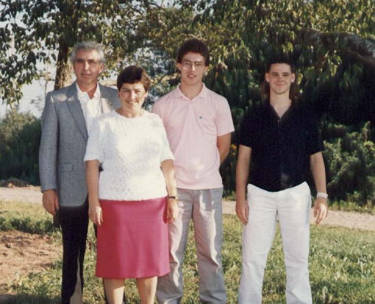 Marilyn & Ralph's Family c.1989