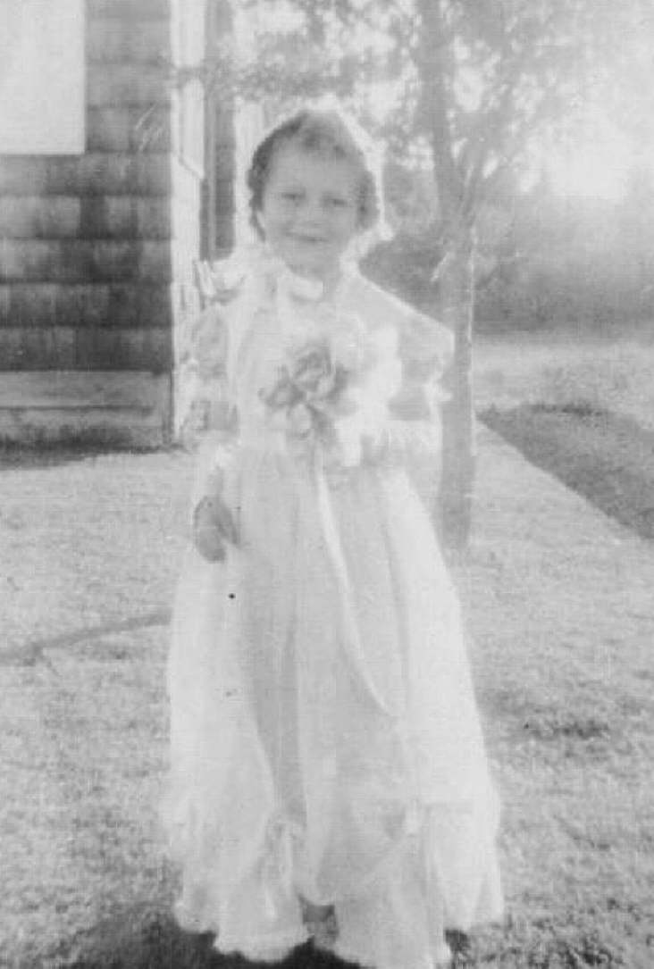 Myrna flowergirl