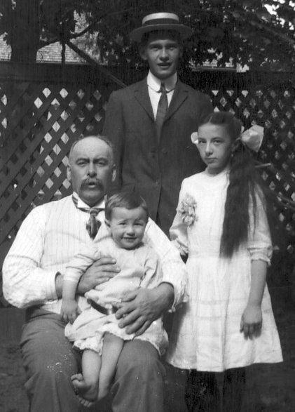 Doctor John Frederick HANLY and children, Almonte, Ontario, Canada