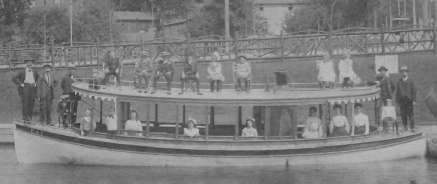Steamboat FAY on the Rideau Canal