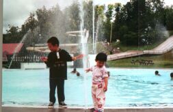 Darius & Lisa in Water Park