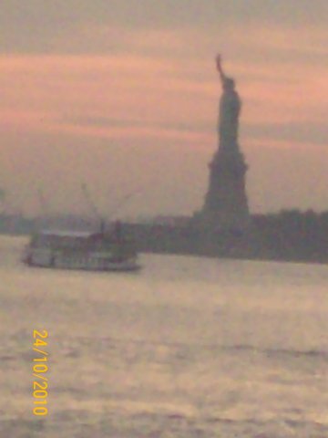 statueoflibertyatdusk.jpg