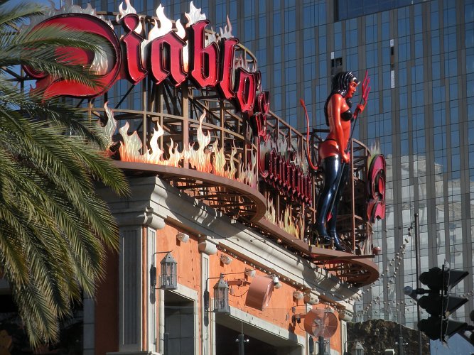 Sign for Diablo's Cantina