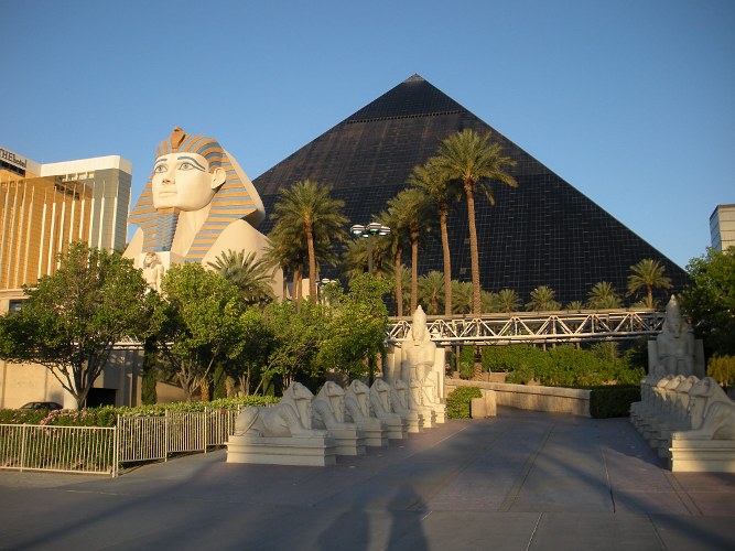 Luxor Hotel