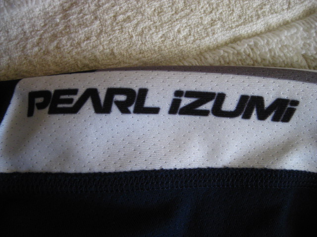 [Pearl Izumi Quest Fabric Detail Image]