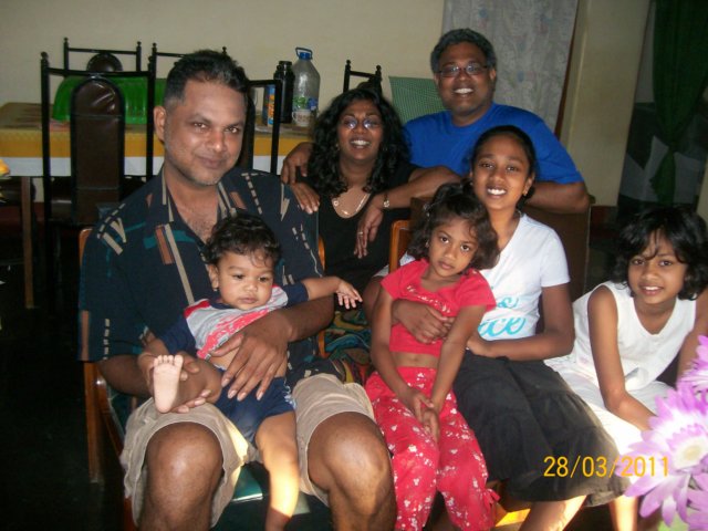 pradeepwithfamily.jpg