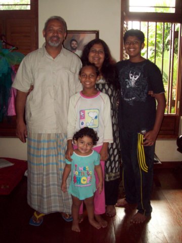 prakashandfamily.jpg